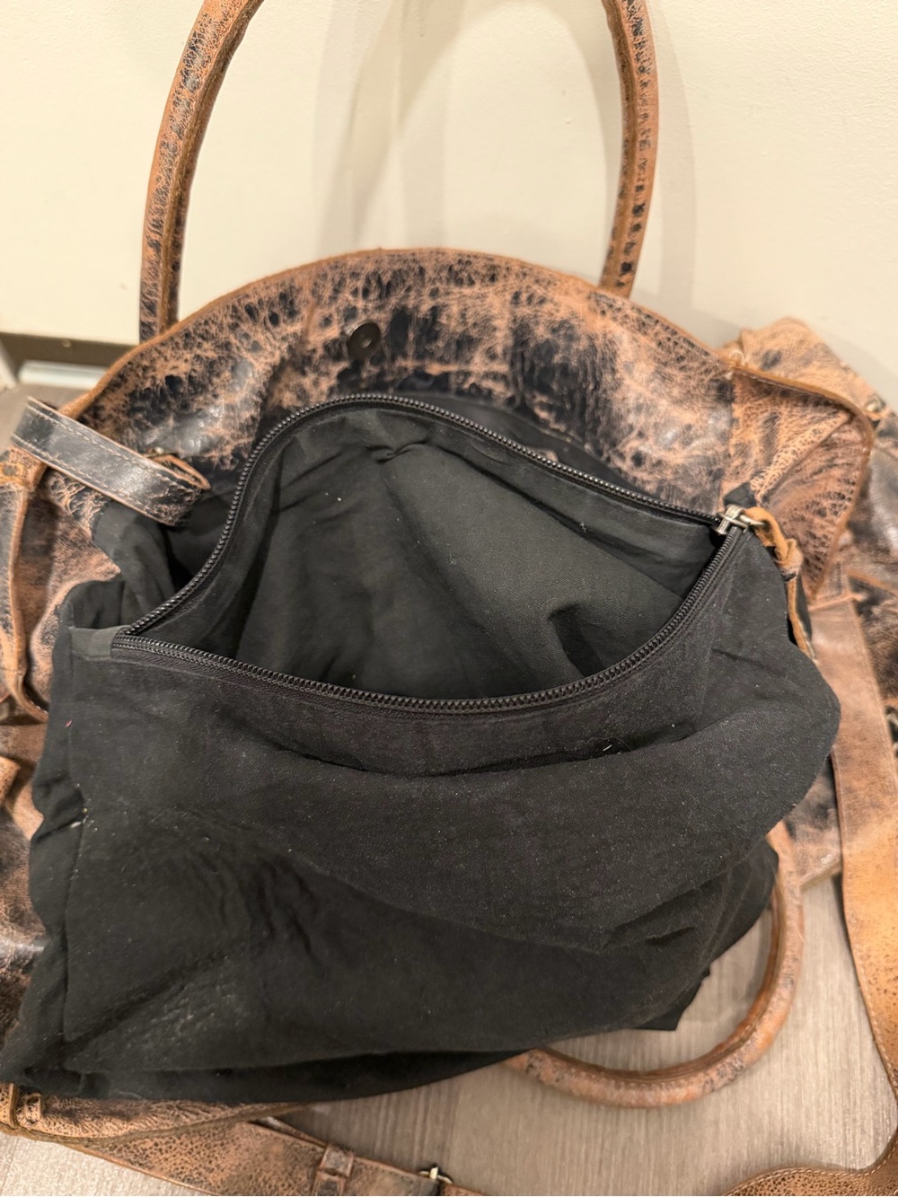 Bed Stu Rockababy Purse Brown
Distressed Leather oversized large bag purse BOHO - Picture 14 of 16